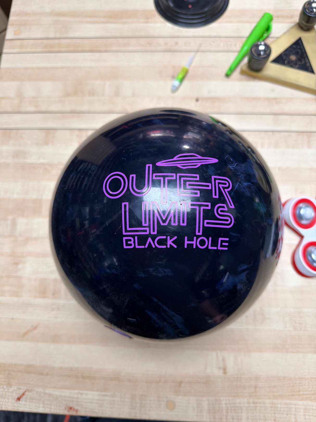 Outer limits black hole (used 15lb)