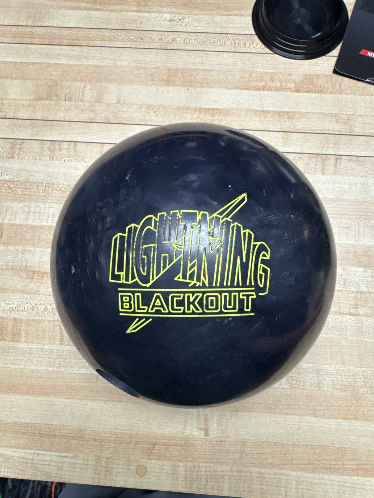 Lightning blackout (used 15lb)