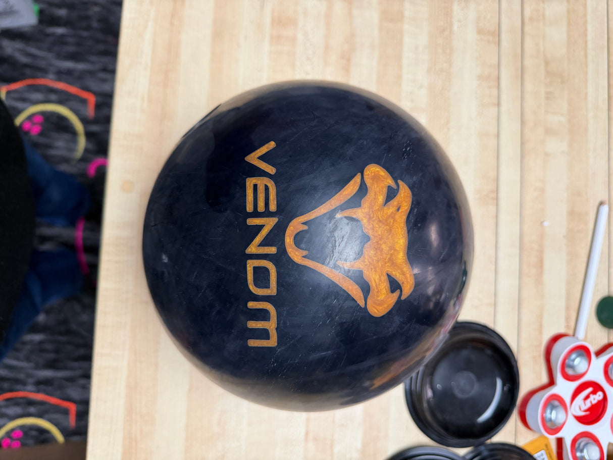 Black venom (used 15lb)