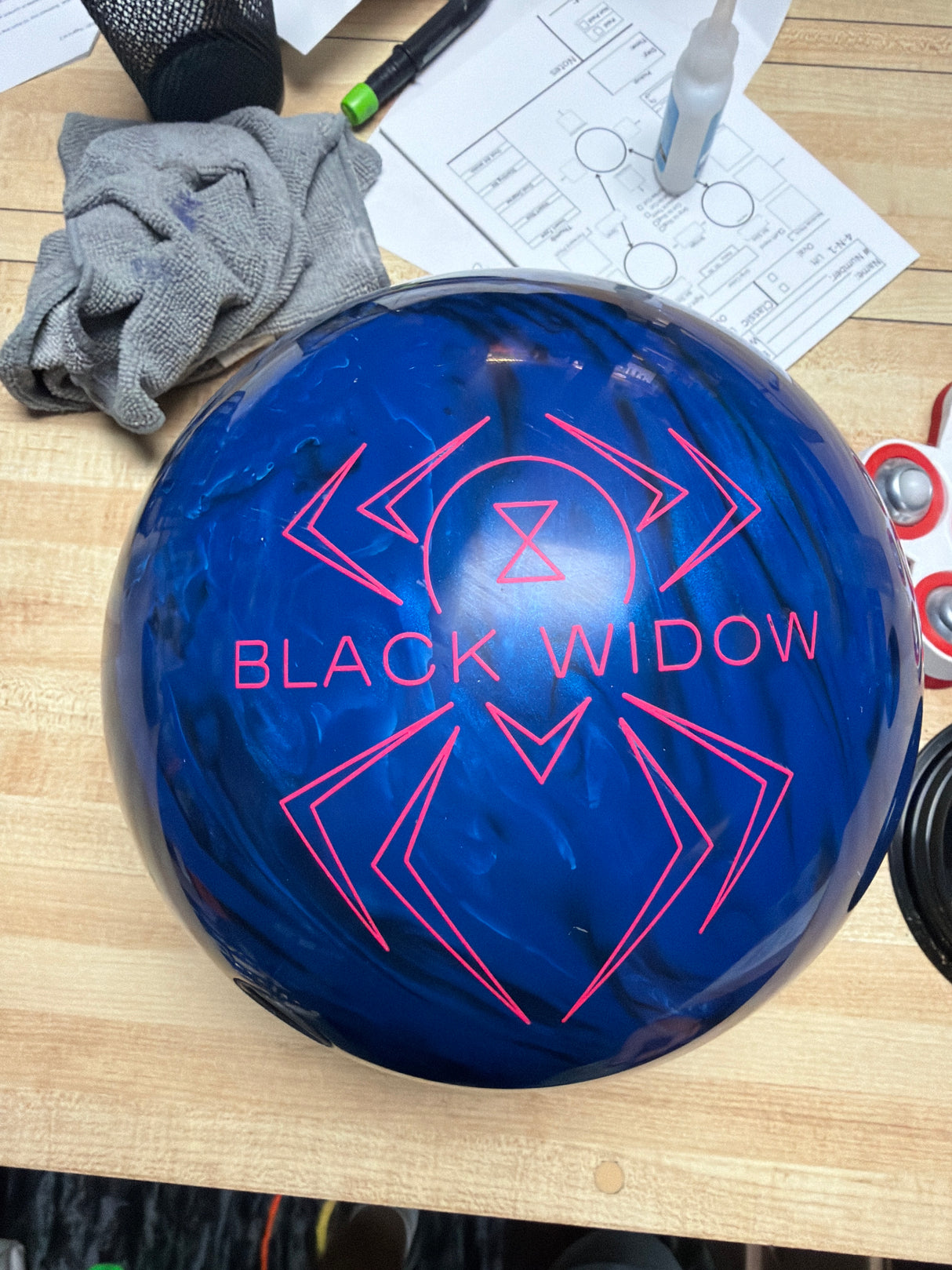 Black widow mania (used 15lb)