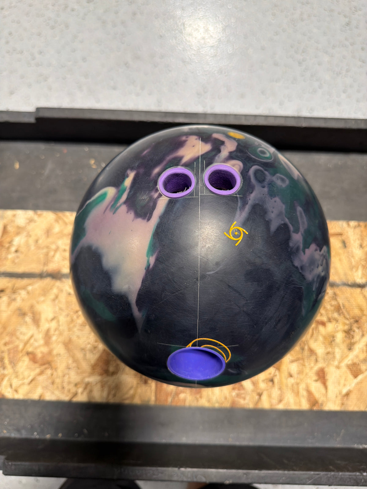 Equinox solid (used 15lb)