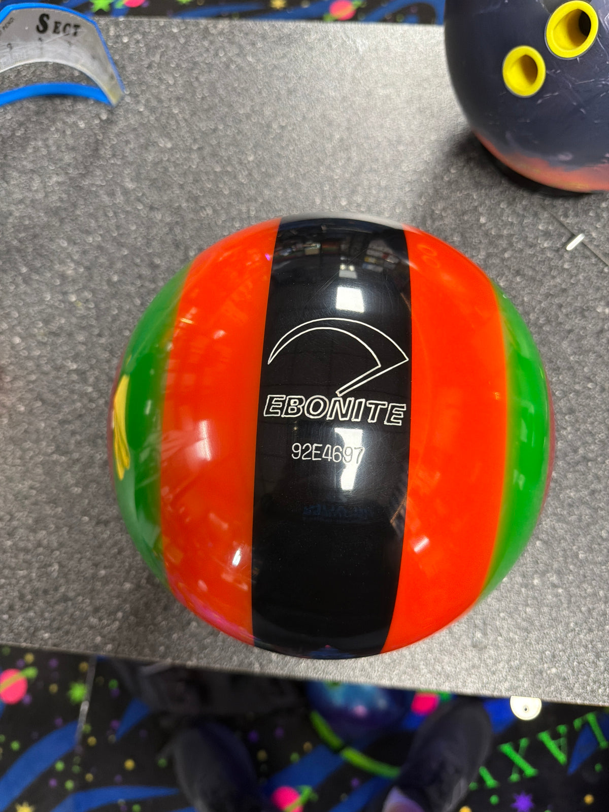 Stripe spare ball