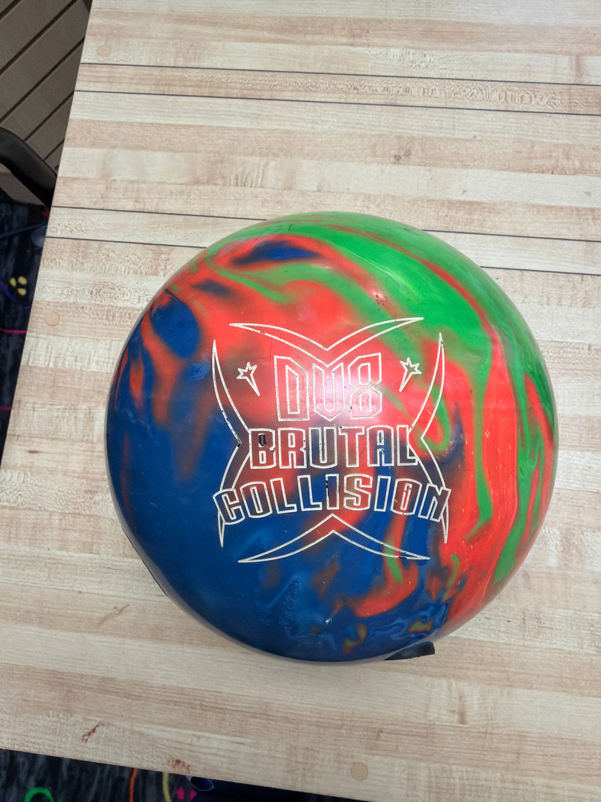 Brutal collision (used 15lb)